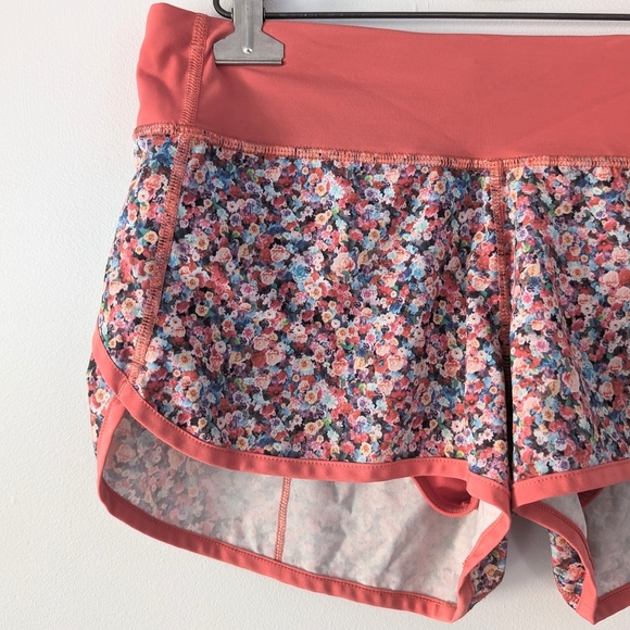Lululemon Run: Speed Short *4-way Stretch ~ Size 6 - Picture 3 of 11